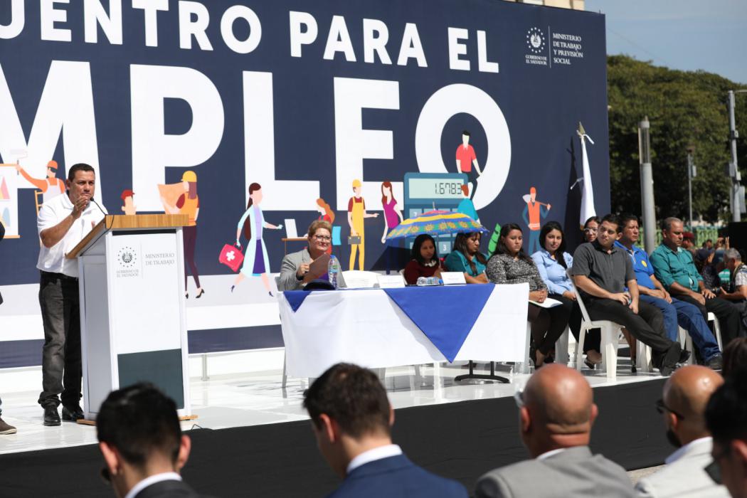 gobierno-apuesta-a-cambiarle-la-vida-a-miles-de-familias-con-un-empleo-digno